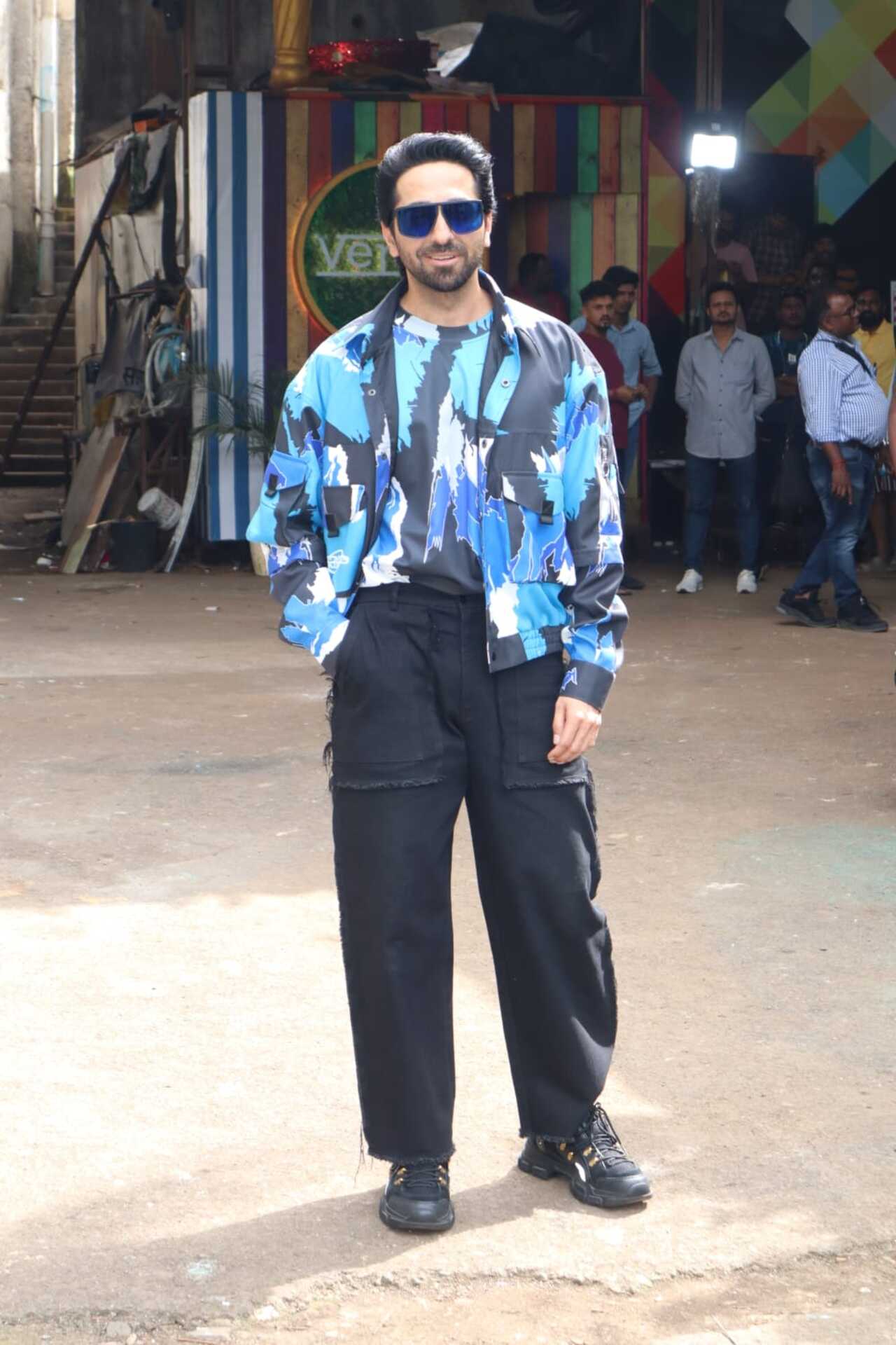 Ayushmann wore a printed shirt and baggy pants